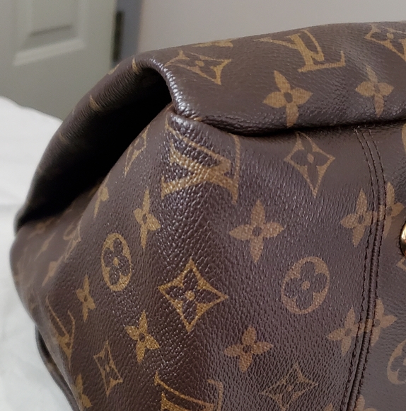 ๐ SOLD ๐ Louis Vuitton Monogram Artsy - Picture 10 of 17
